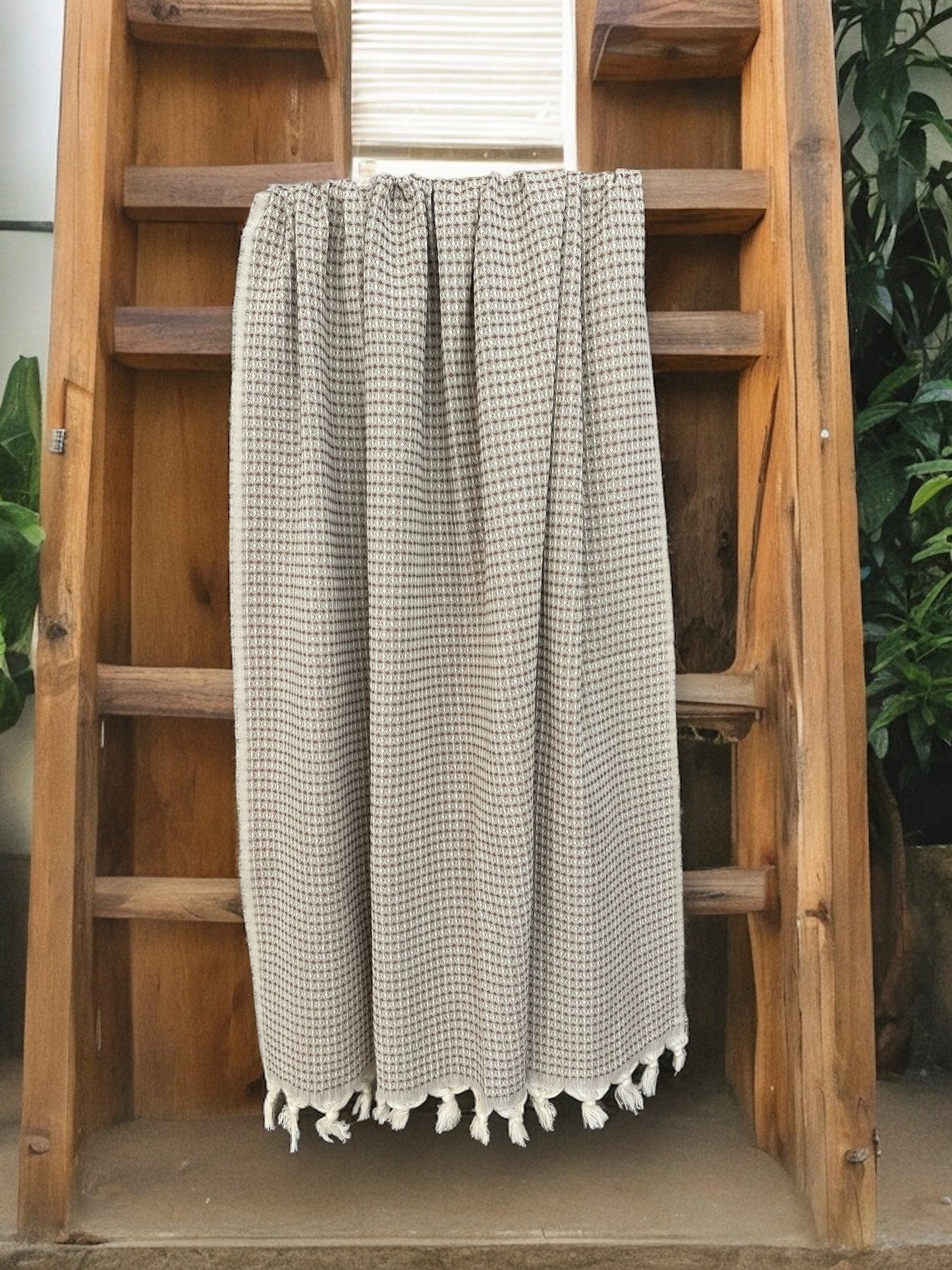 Lidya 100% cotton handwoven waffle beach and bath towel set